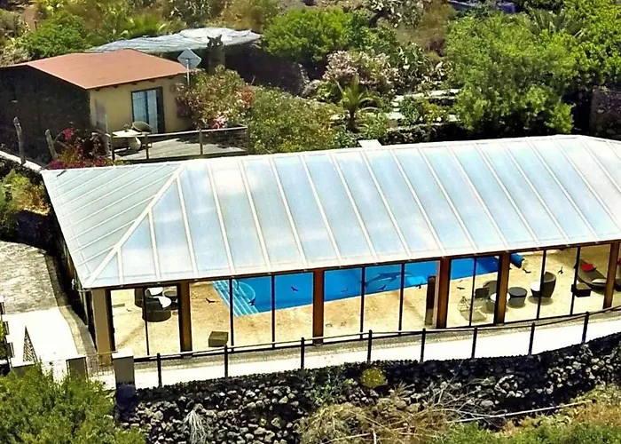 Dom wakacyjny Casa Romeo Mit Kaminofen Und Sonnenterrasse By Interhome